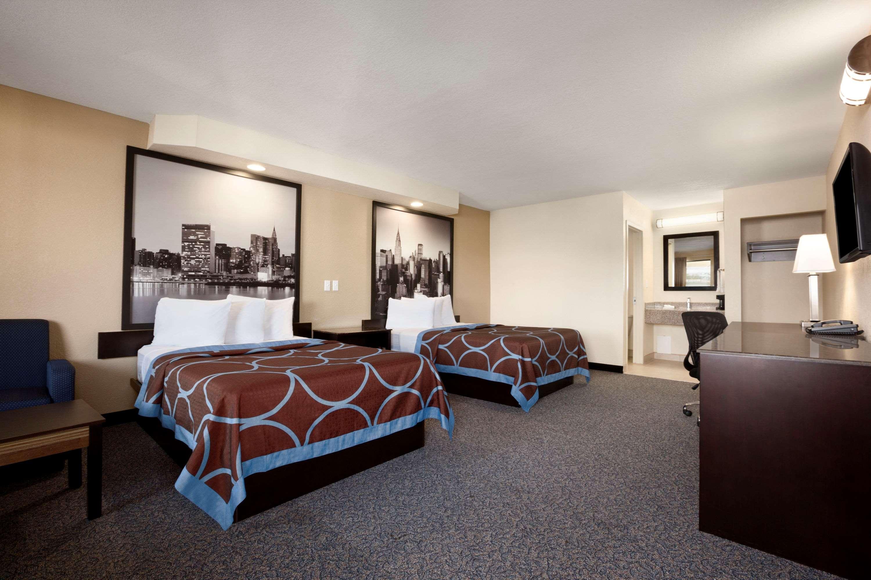 Hotel Super 8 By Wyndham Rahway/Newark Exterior foto