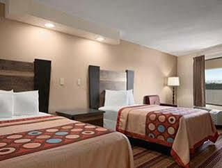 Hotel Super 8 By Wyndham Rahway/Newark Exterior foto